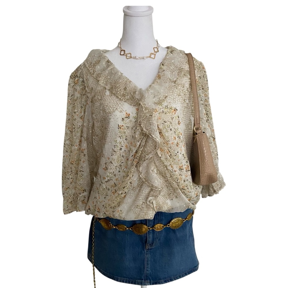 Vintage 90's Style Romantic Cottagecore Floral Ruffle Cream Blouse Retro Size M